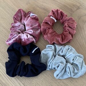 MADE IN CANADA | Velvet and Knit Scrunchies Set - Pink, Navy, Gray